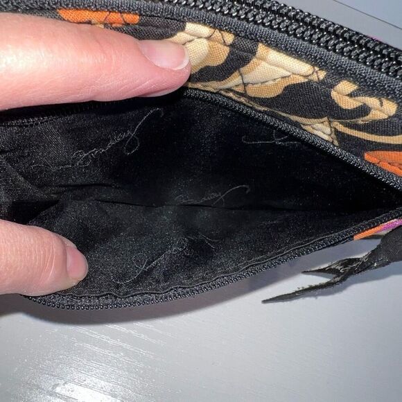 VERA BRADLEY Full Size WRISTLET Wallet 8” x 4.5" Black Floral Wallet Coin Card - Picture 5 of 9